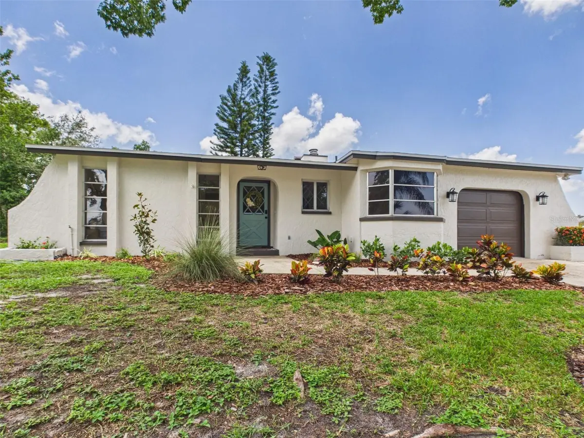 533 66th Street N, Palm Harbor, FL 34684 - #1