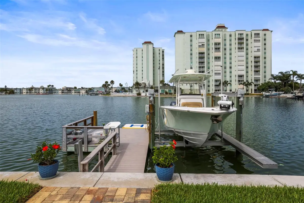 6360 2nd Palm Point, Saint Petersburg, FL 33706 - #1