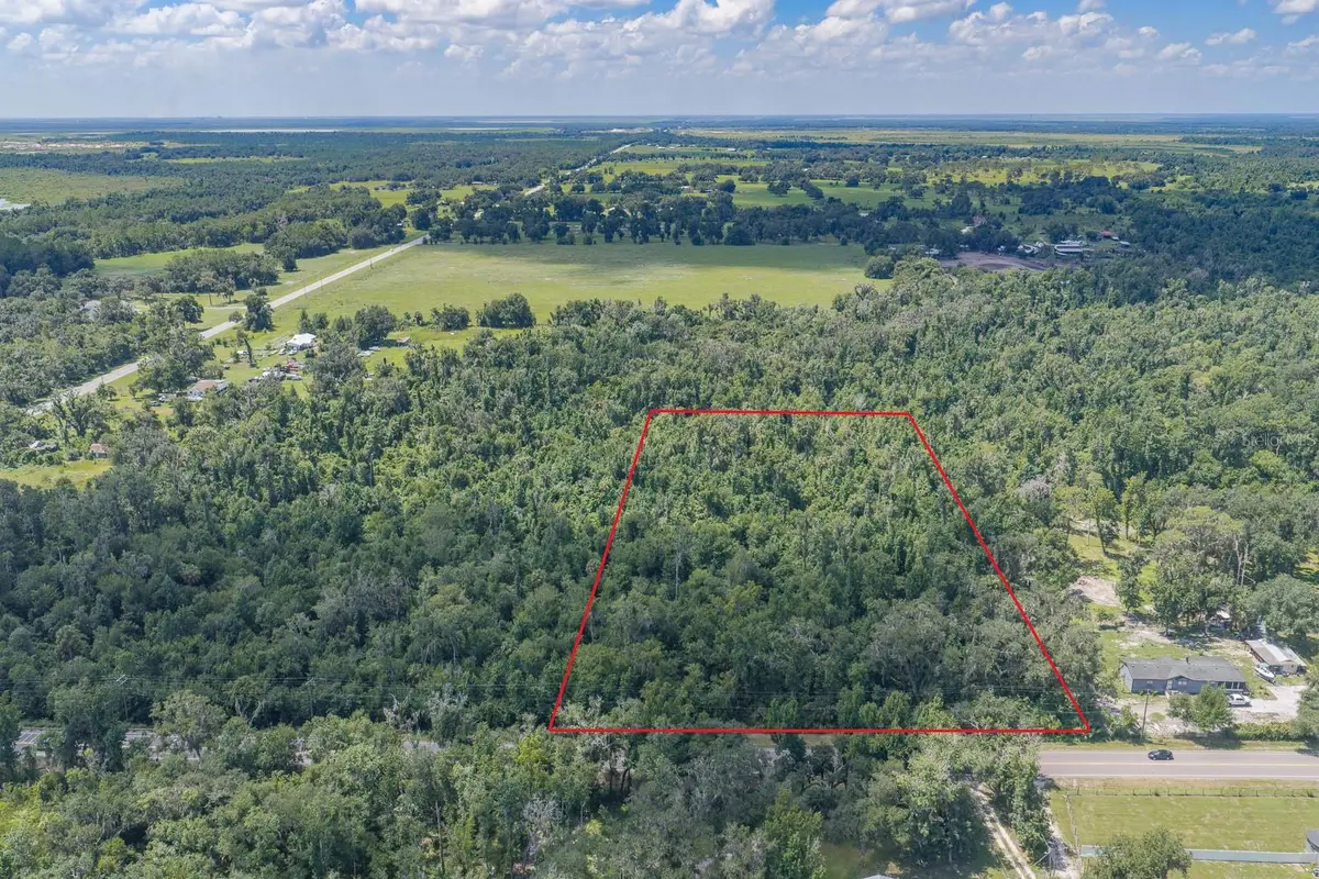 18525 672 Highway, Lithia, FL 33547 - #1