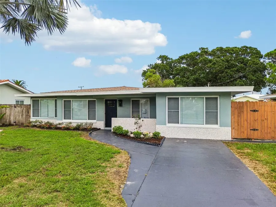 403 Driftwood Drive W, Palm Harbor, FL 34683 - #2