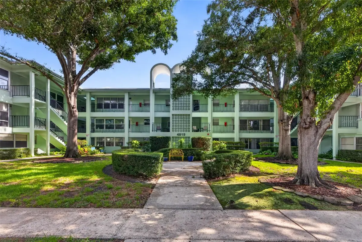 4819 8th Avenue N #201, Saint Petersburg, FL 33713 - #1