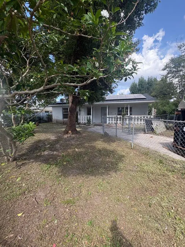 10407 N 25th Street, Tampa, FL 33612 - #2