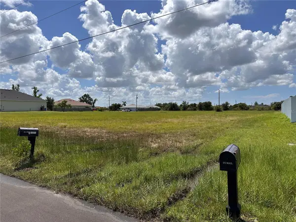 2738 NW 10th Terrace, CAPE CORAL, FL 33993