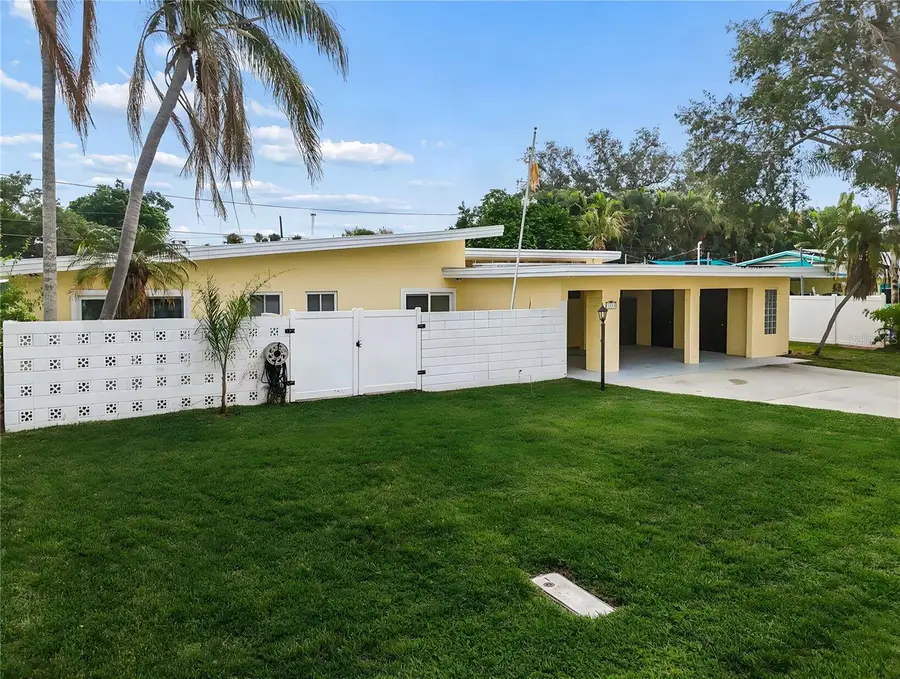 3901 50th Avenue S, Saint Petersburg, FL 33711 - #3
