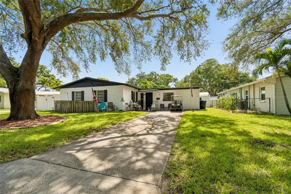 7846 12th Street N, ST PETERSBURG, FL 33702