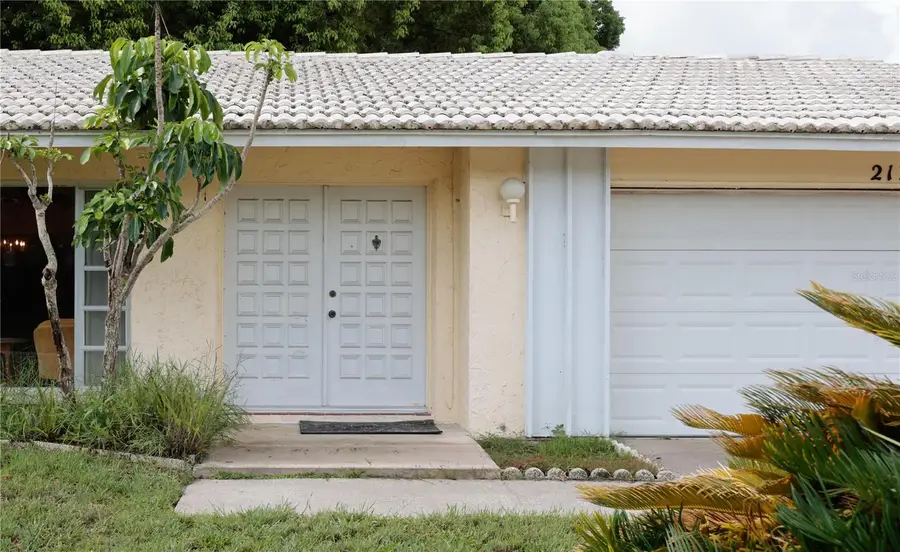 2132 Portside Passage, Palm Harbor, FL 34685 - #3