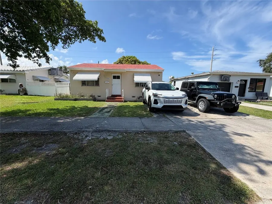 2447 Arthur Street, Hollywood, FL 33020 - #2