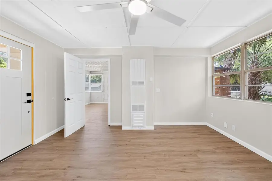 1202 E Caroline Street, Tavares, FL 32778 - #3