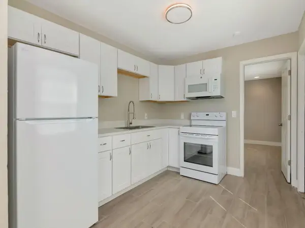 1207 62nd Avenue E, BRADENTON, FL 34203