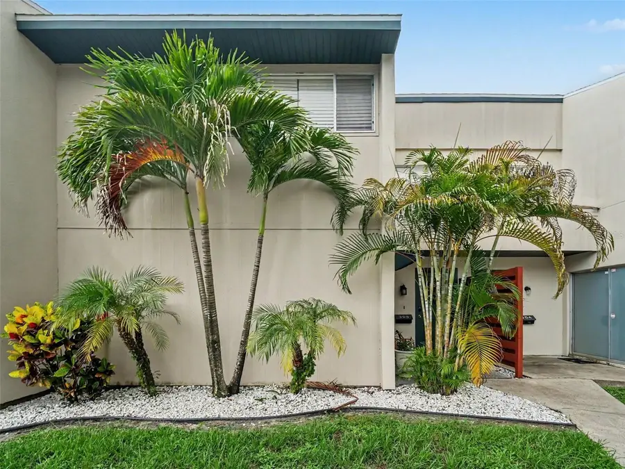 908 Byron Lane #6, Sarasota, FL 34243 - #2