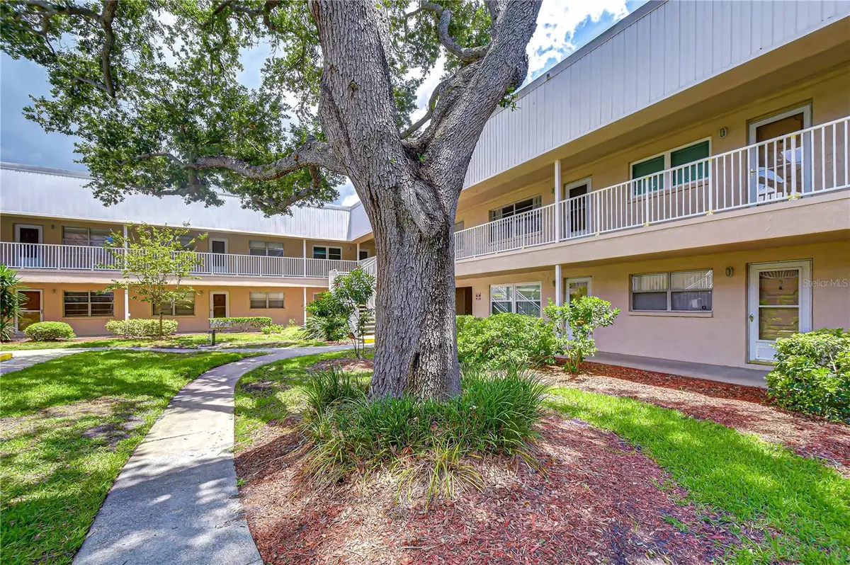 10037 62nd Terrace N #5, Saint Petersburg, FL 33708 - #1