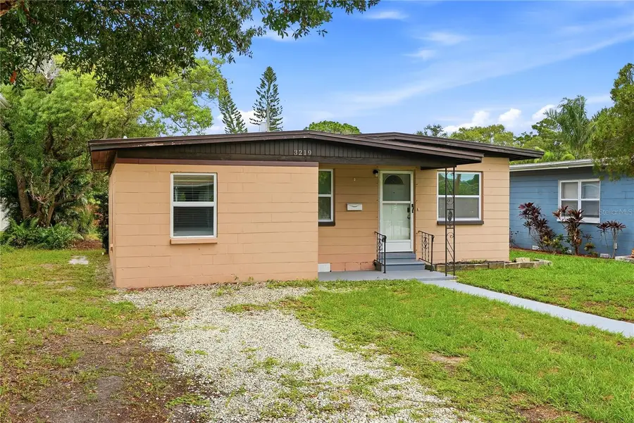 3219 40th Street N, Saint Petersburg, FL 33713 - #3