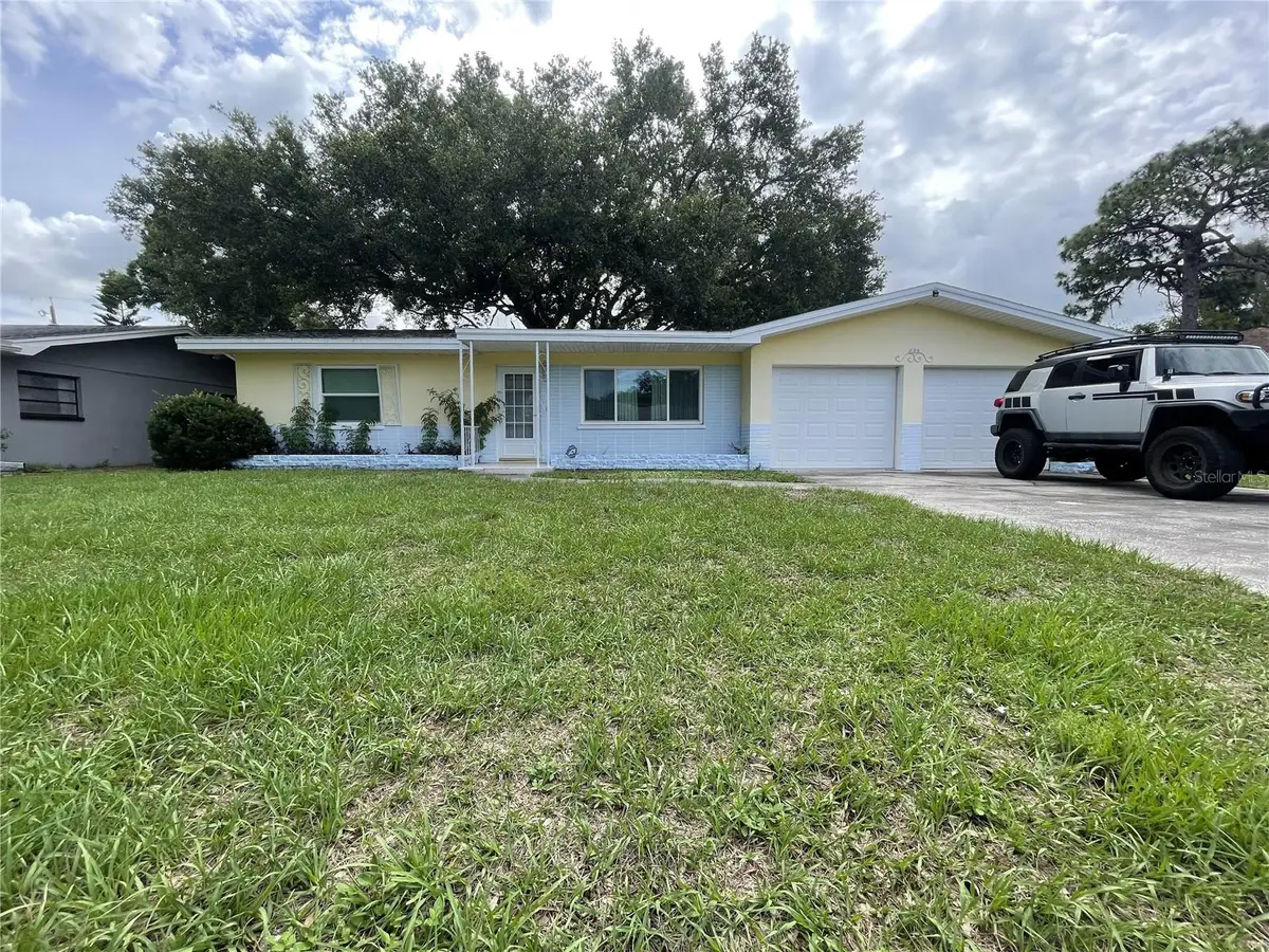 635 Deville Drive E, Largo, FL 33771 - #1