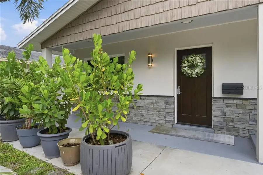 311 45th Avenue N, Saint Petersburg, FL 33703 - #3