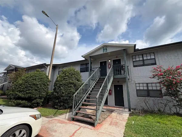 203 Poinsettia Pine Court #102, TAMPA, FL 33612