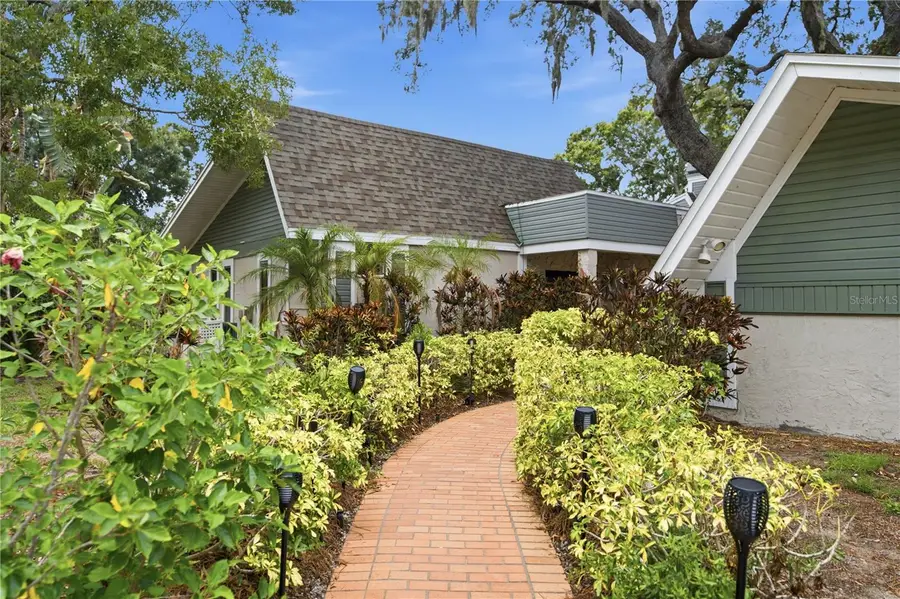 2860 Briarwood Lane, Palm Harbor, FL 34683 - #3