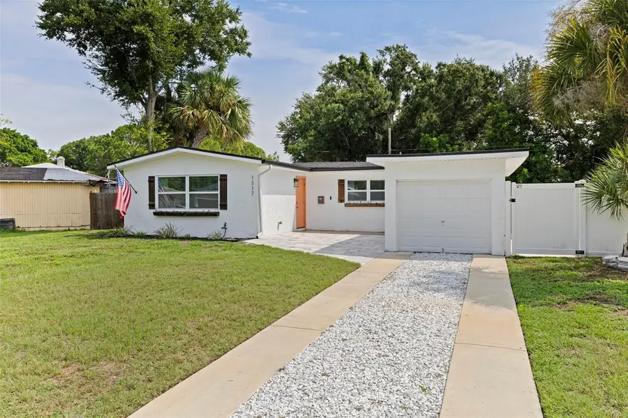 1317 Essex Drive N, Saint Petersburg, FL 33710 - #2