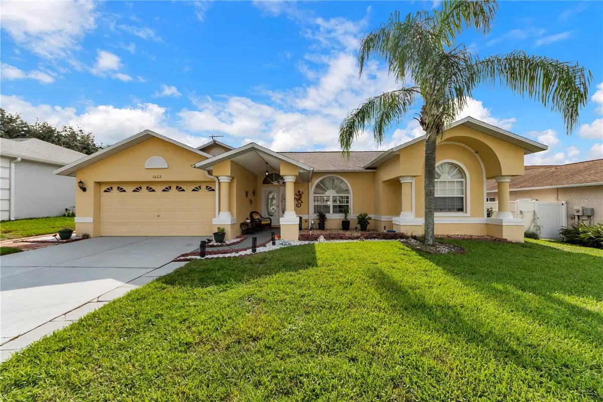 1622 Crazy Horse Dr, Lutz, FL 33548 - #1