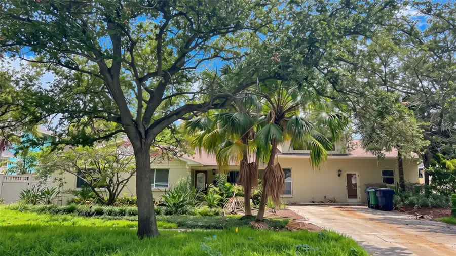 410 Erie Avenue, Tampa, FL 33606 - #2