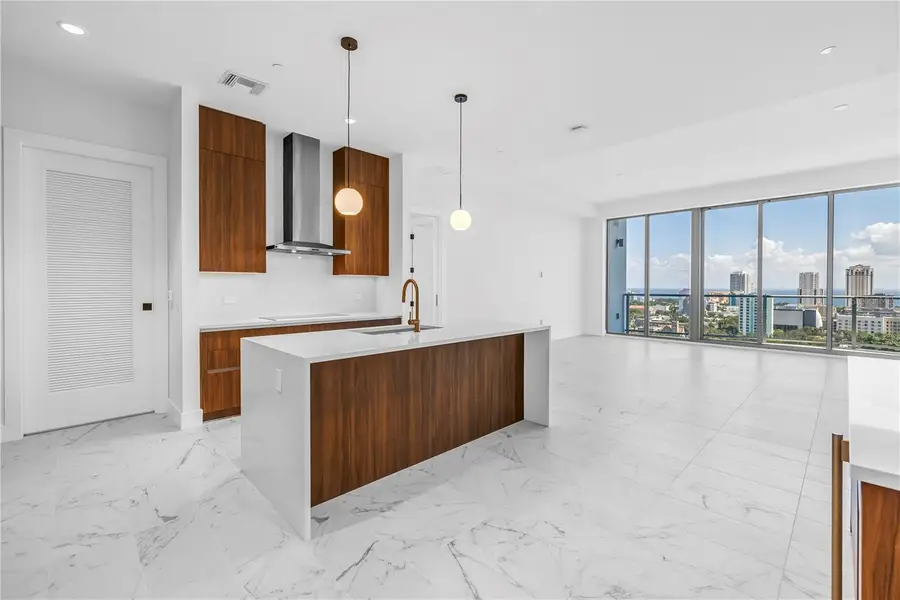 777 3rd Avenue N #1704, Saint Petersburg, FL 33701 - #3