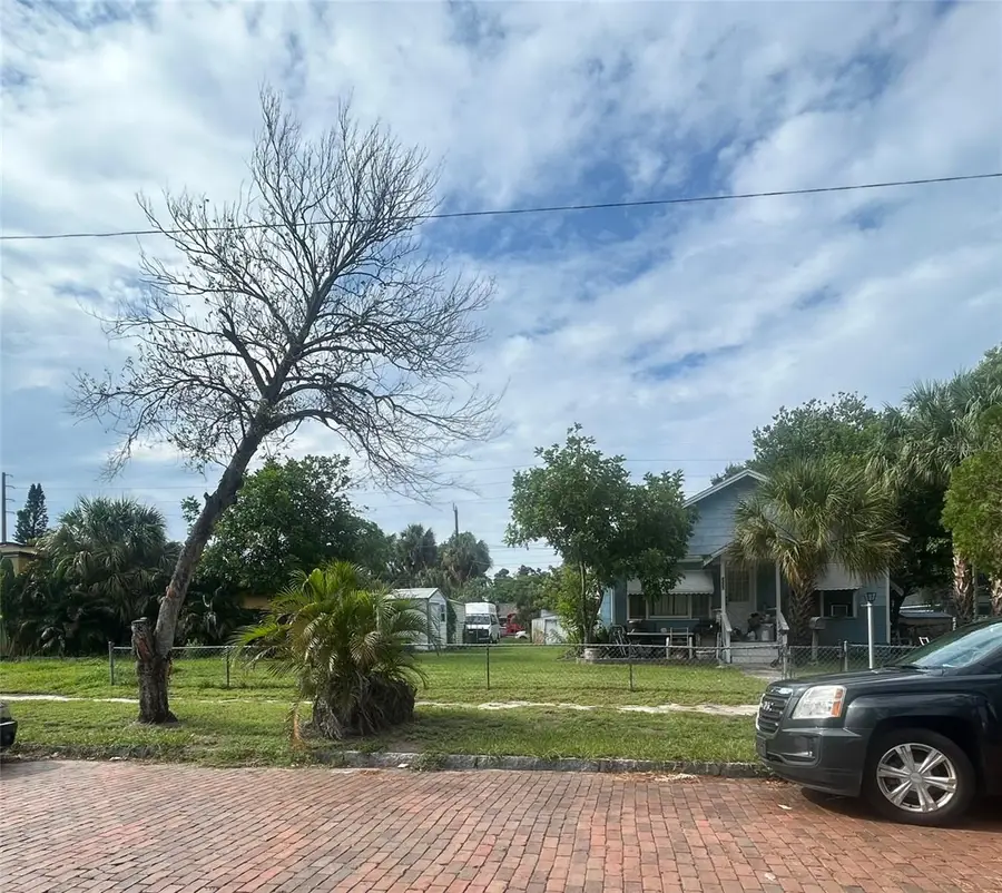 4227 2nd Avenue S, Saint Petersburg, FL 33711 - #3