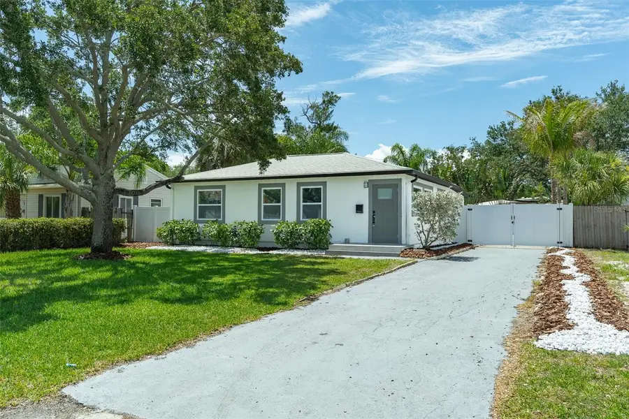 116 85th Avenue N, Saint Petersburg, FL 33702 - #2