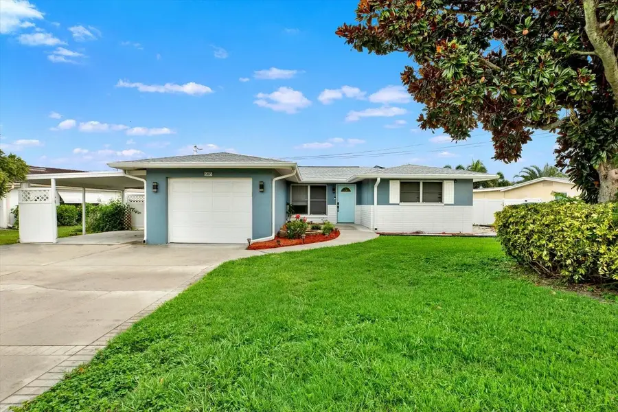 5995 Blossom Lake Drive, Seminole, FL 33772 - #2