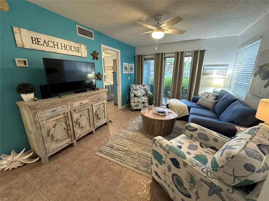 6825 Stones Throw Circle N #1107, Saint Petersburg, FL 33710 - #2