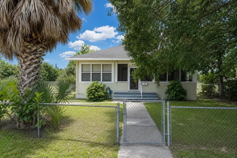 1944 12th Avenue S, Saint Petersburg, FL 33712 - #2