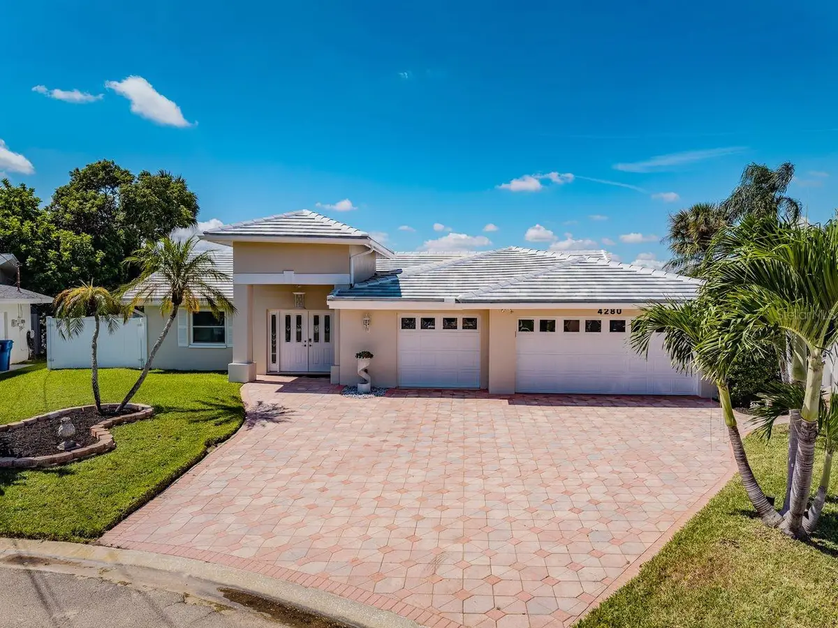 4280 13th Lane Ne, Saint Petersburg, FL 33703 - #1