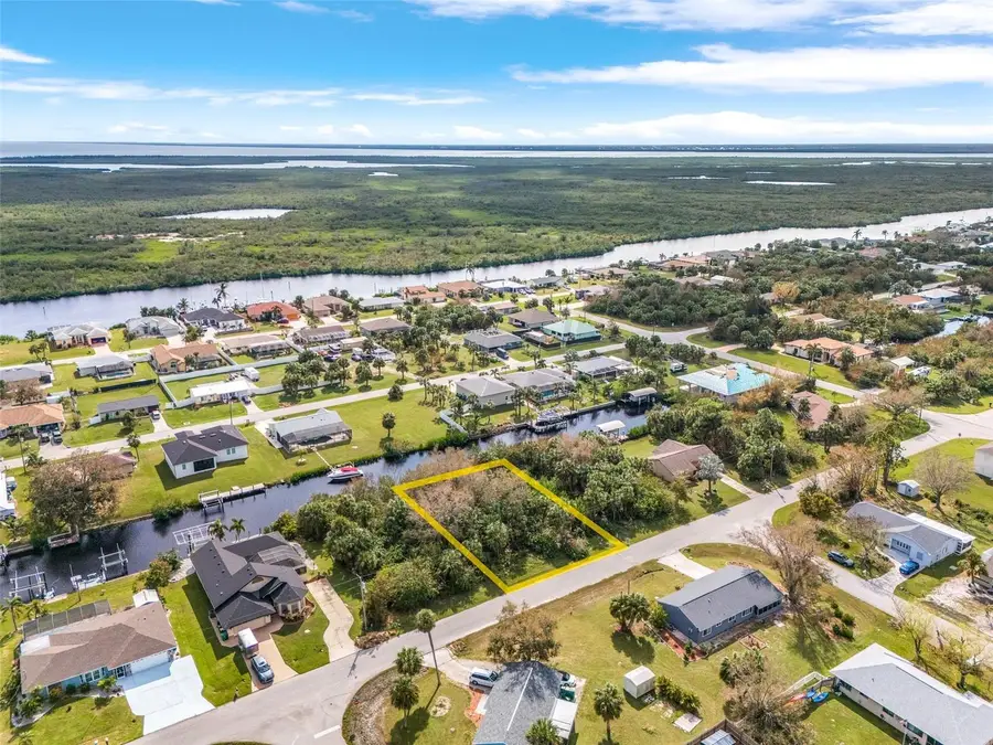 18786 Ashcroft Circle, Port Charlotte, FL 33948 - #2