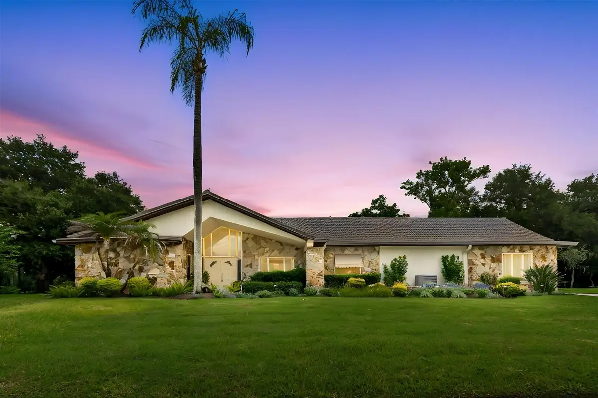 2364 Violet Pl, Palm Harbor, FL 34685 - #1