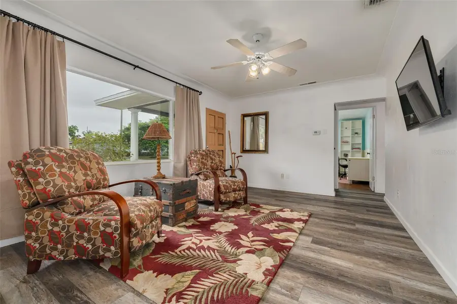 4200 29th Avenue N, Saint Petersburg, FL 33713 - #3