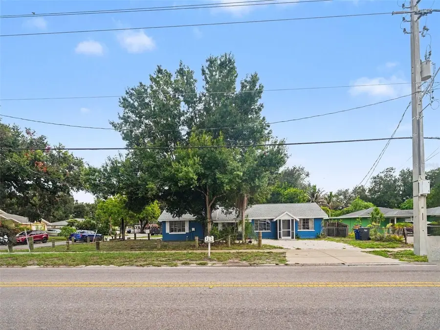 124 26th Avenue E #A, Bradenton, FL 34208 - #3
