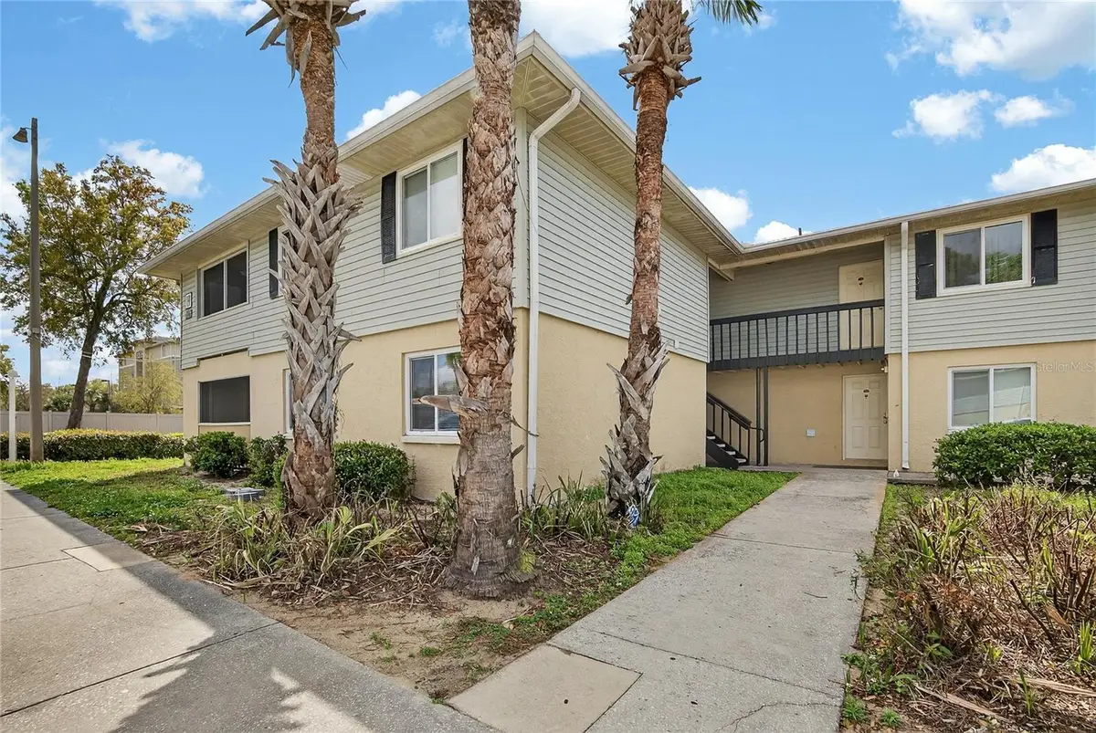 202 Red Maple Place #202, Brandon, FL 33510 - #1