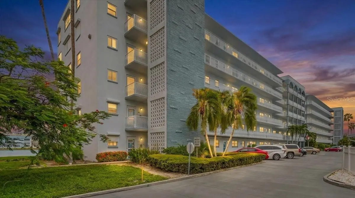 5925 Shore Boulevard S #302, Gulfport, FL 33707 - #1