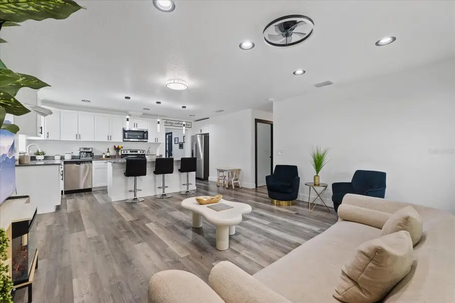 3209 E Hanna Avenue, Tampa, FL 33610 - #3