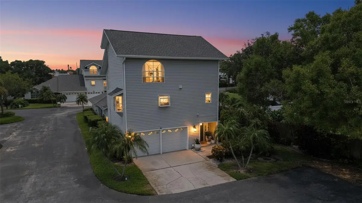 11722 Currie Lane #J1, Largo, FL 33774 - #1