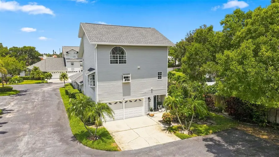 11722 Currie Lane #J1, Largo, FL 33774 - #2