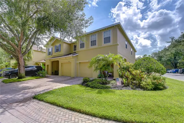 9328 Stone River Place, RIVERVIEW, FL 33578