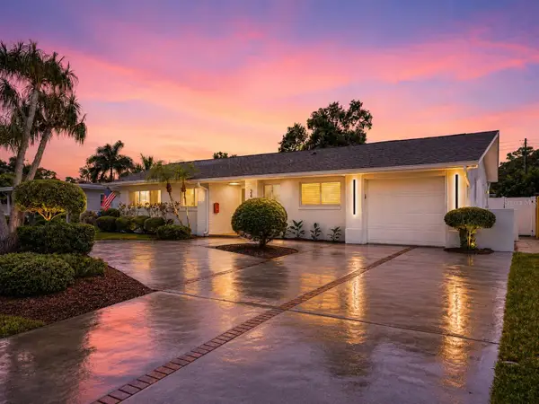 2400 66th Terrace S, ST PETERSBURG, FL 33712