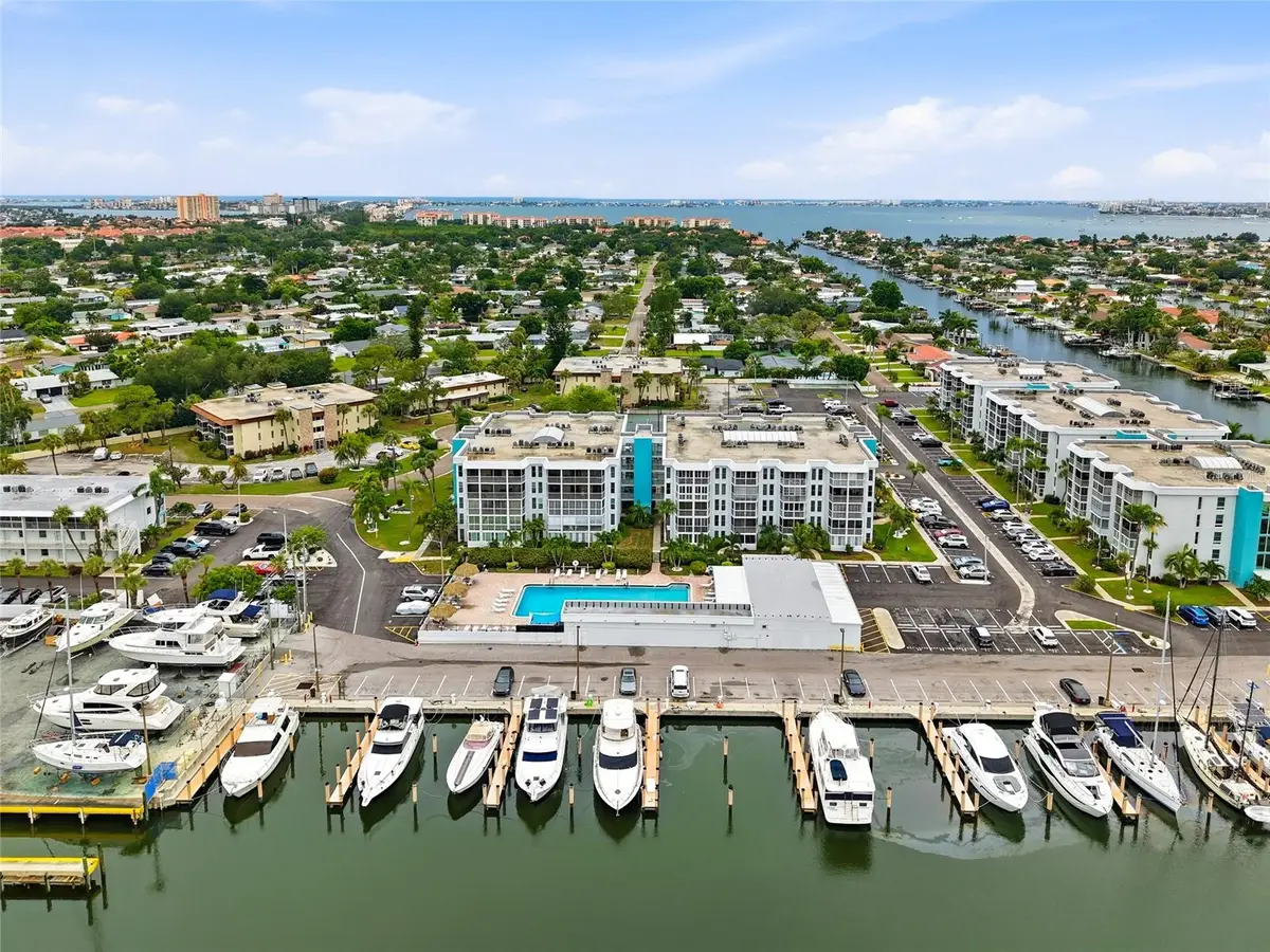 4900 38th Way S #404, Saint Petersburg, FL 33711 - #1