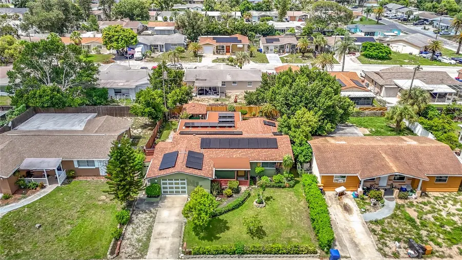 3641 Wellington Dr, Holiday, FL 34691 - #2