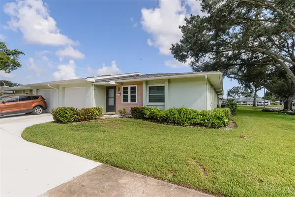 1139 Orange Tree Circle E #A, PALM HARBOR, FL 34684