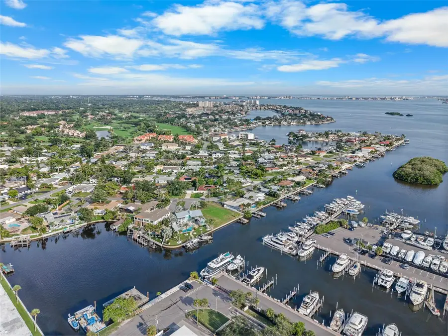 1301 Sea Gull Drive S, Saint Petersburg, FL 33707 - #3
