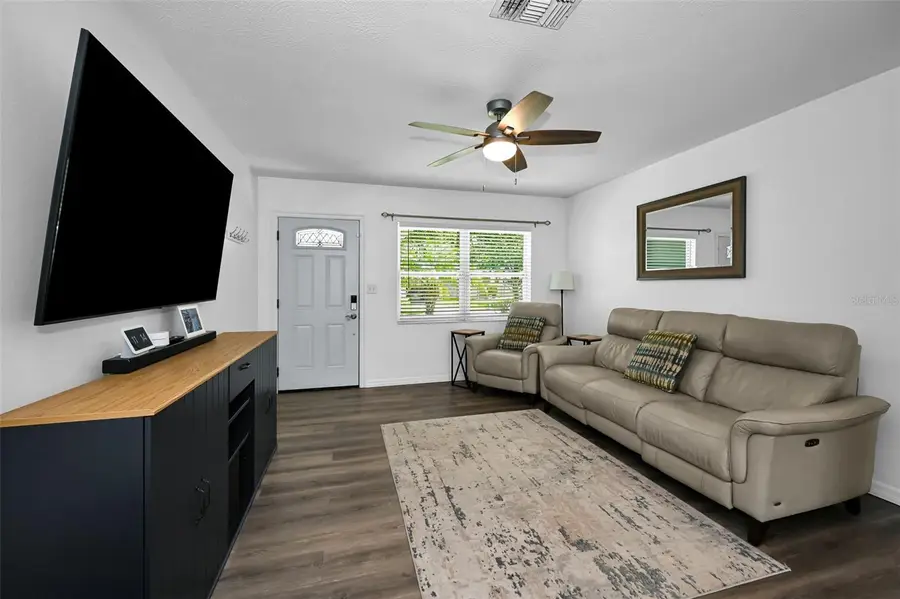 2003 6th Avenue Sw, Largo, FL 33770 - #3