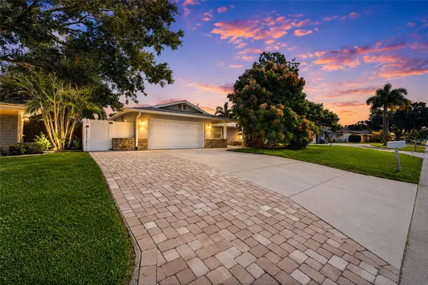 14233 102nd Avenue, LARGO, FL 33774