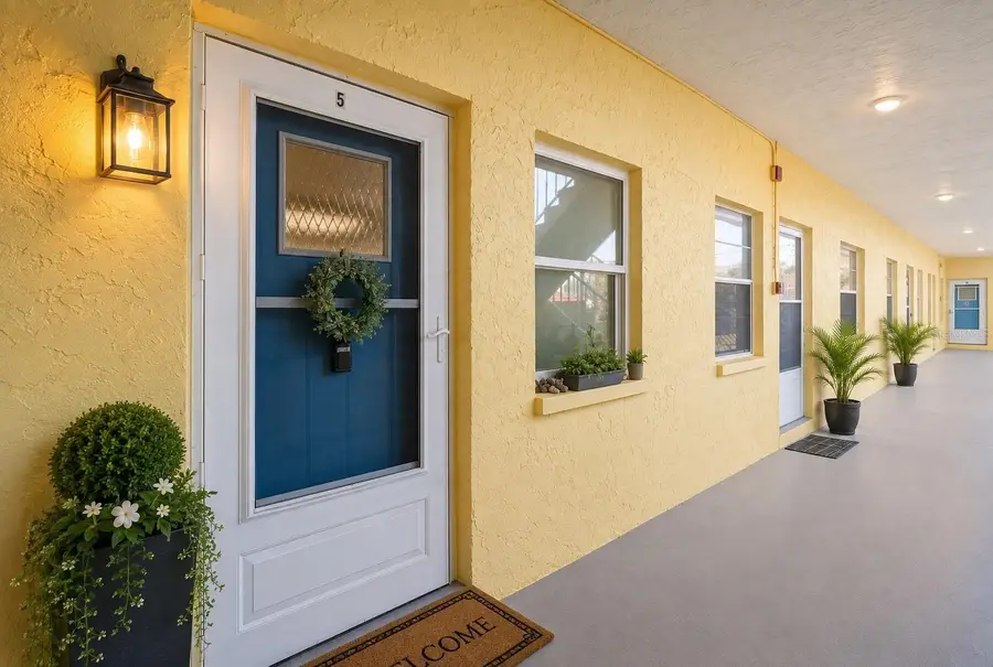 9895 1st Street E #5, Treasure Island, FL 33706 - #2