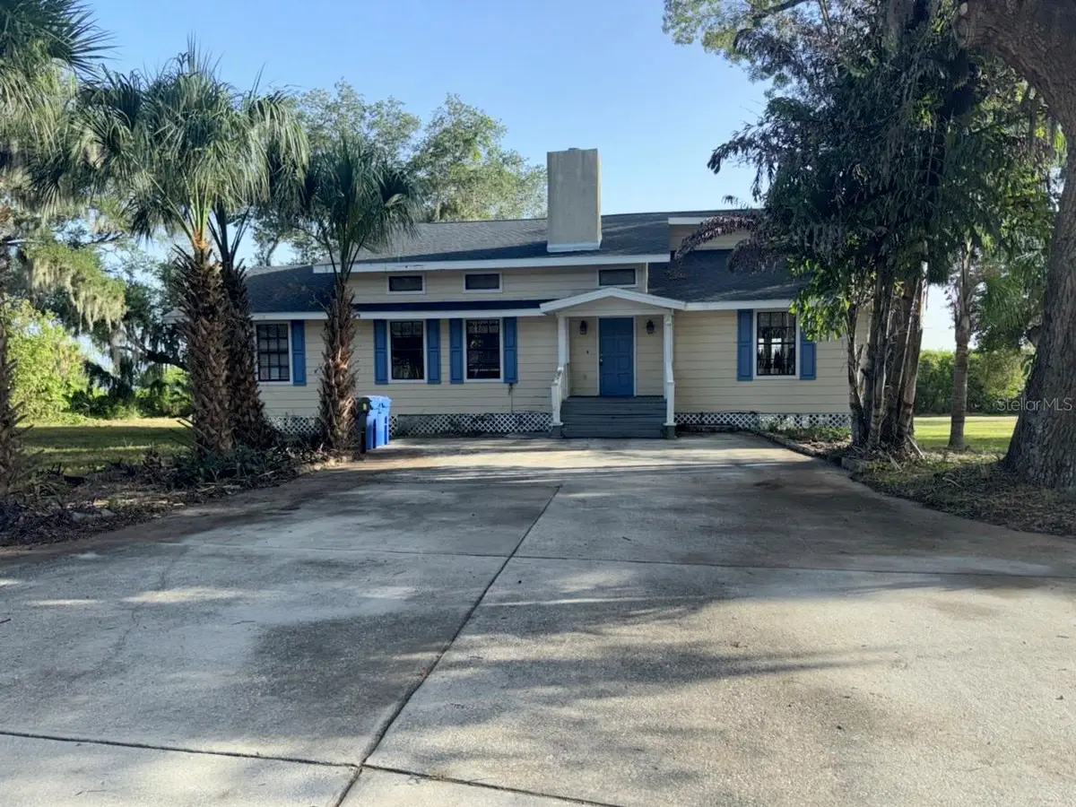 9901 Davis Street, Gibsonton, FL 33534 - #1