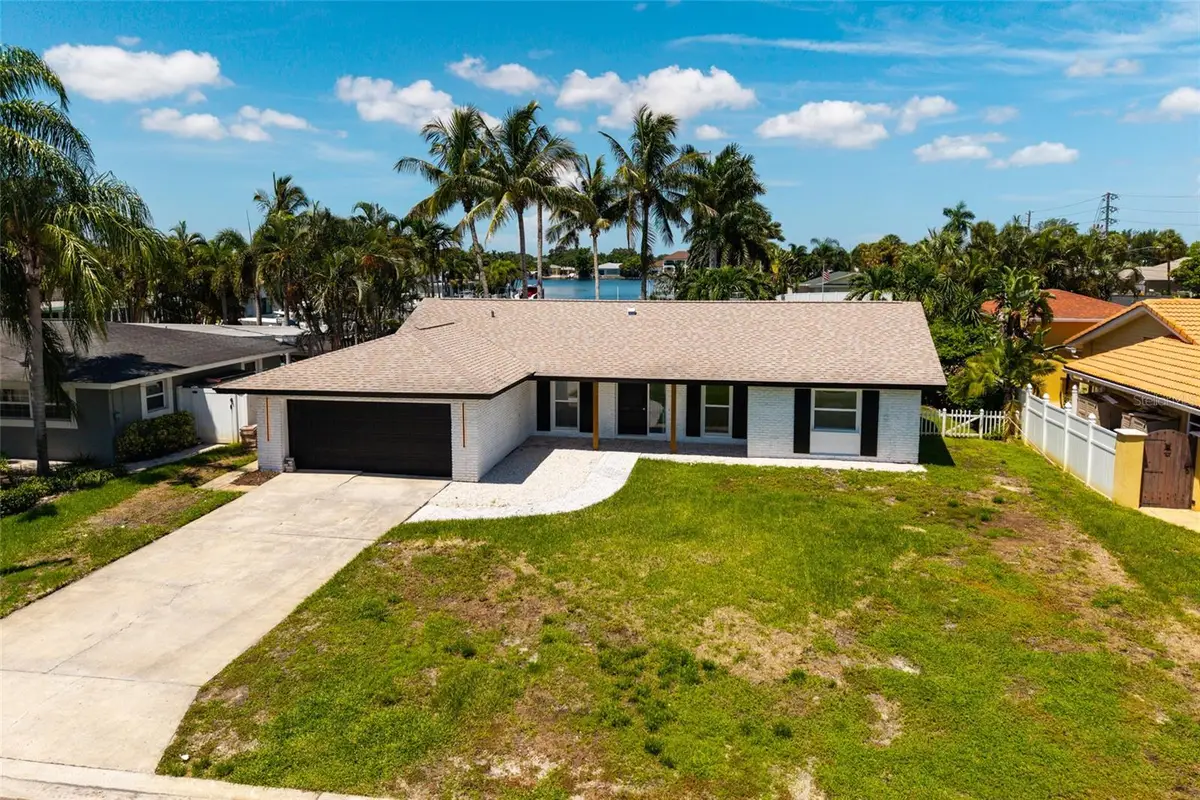 3960 13th Way Ne, Saint Petersburg, FL 33703 - #1